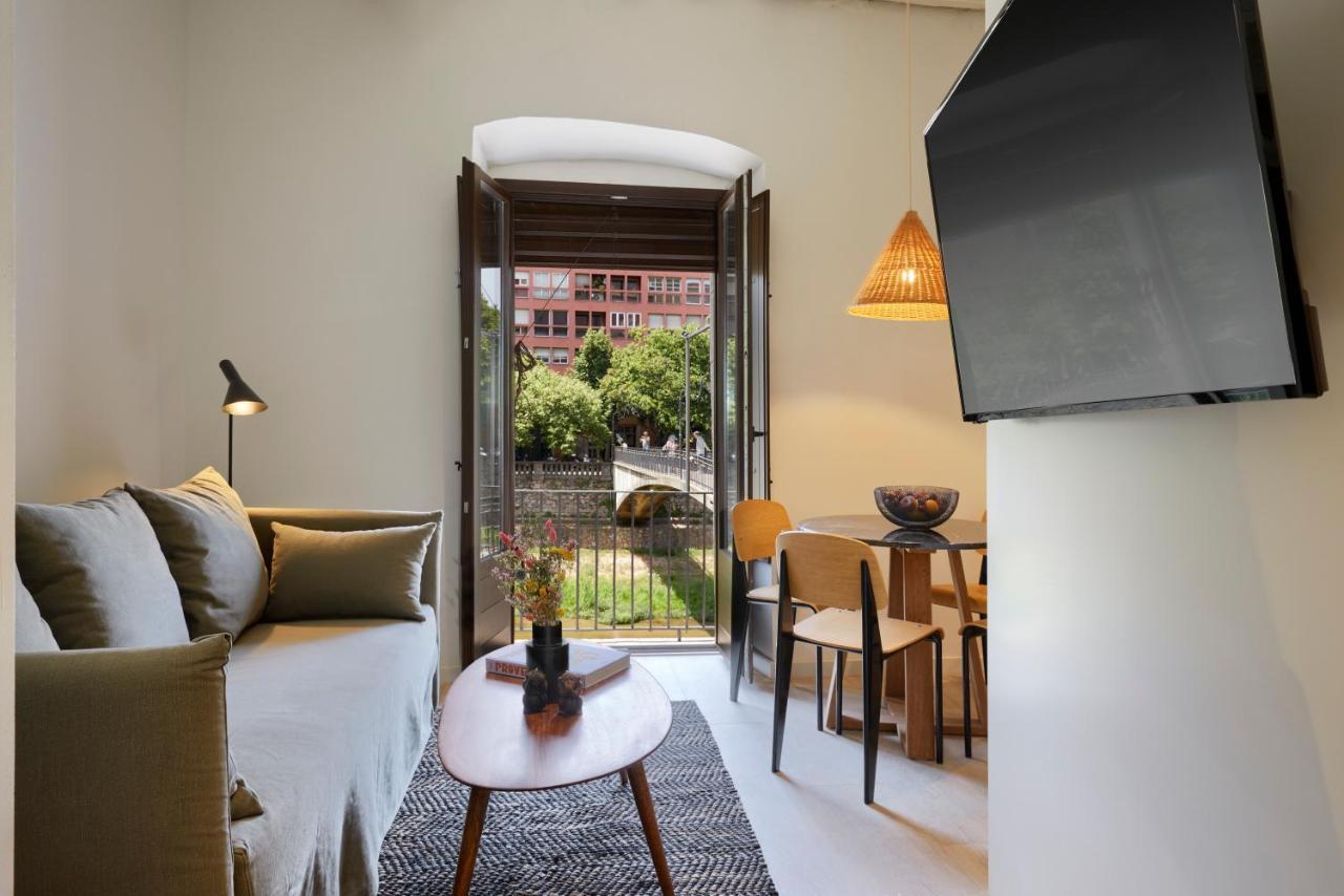 Canvas Apartments & Lofts Girona Exteriör bild
